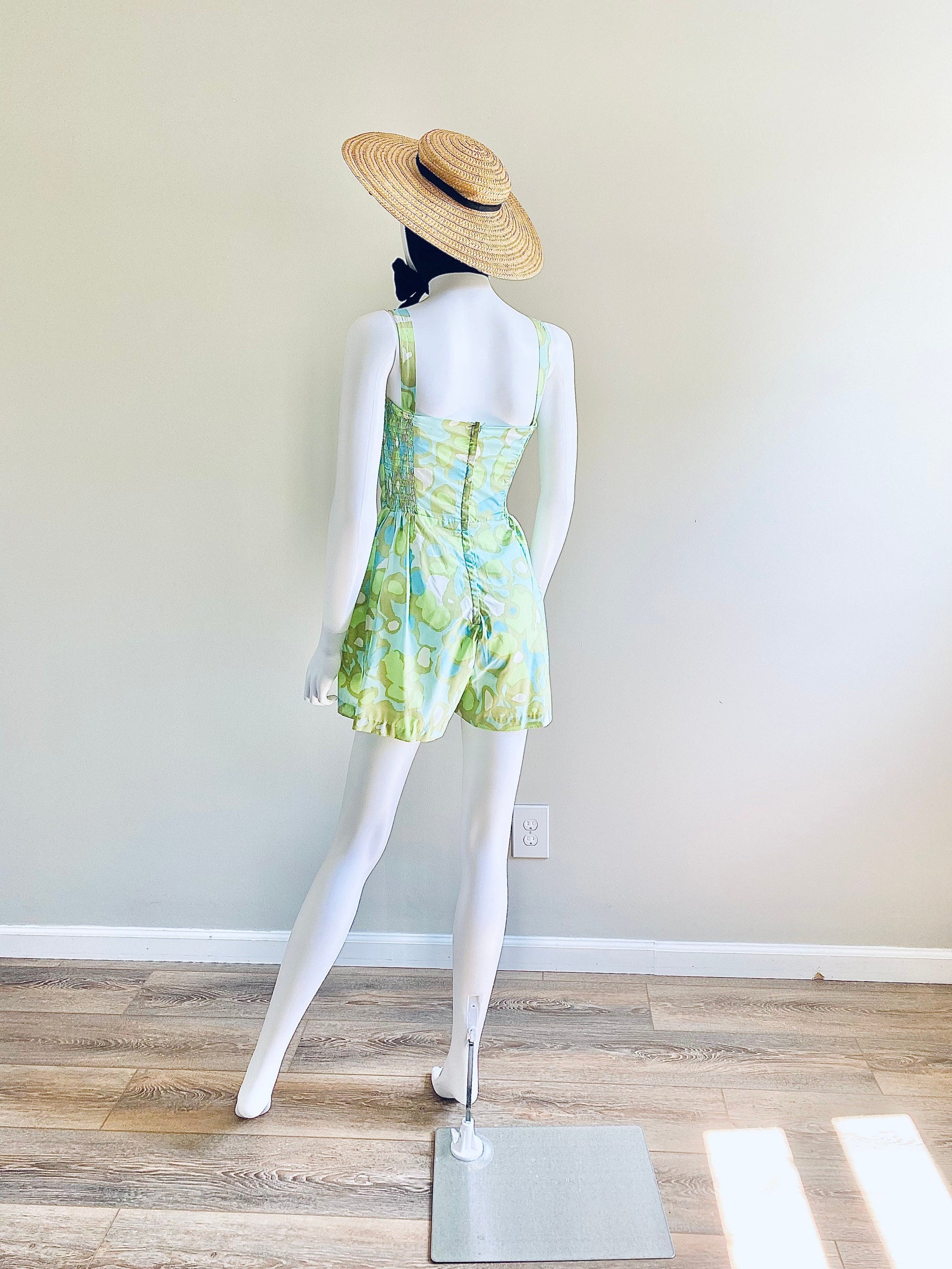Vintage 1950s Abstract Print Playsuit / 50s romper Size S