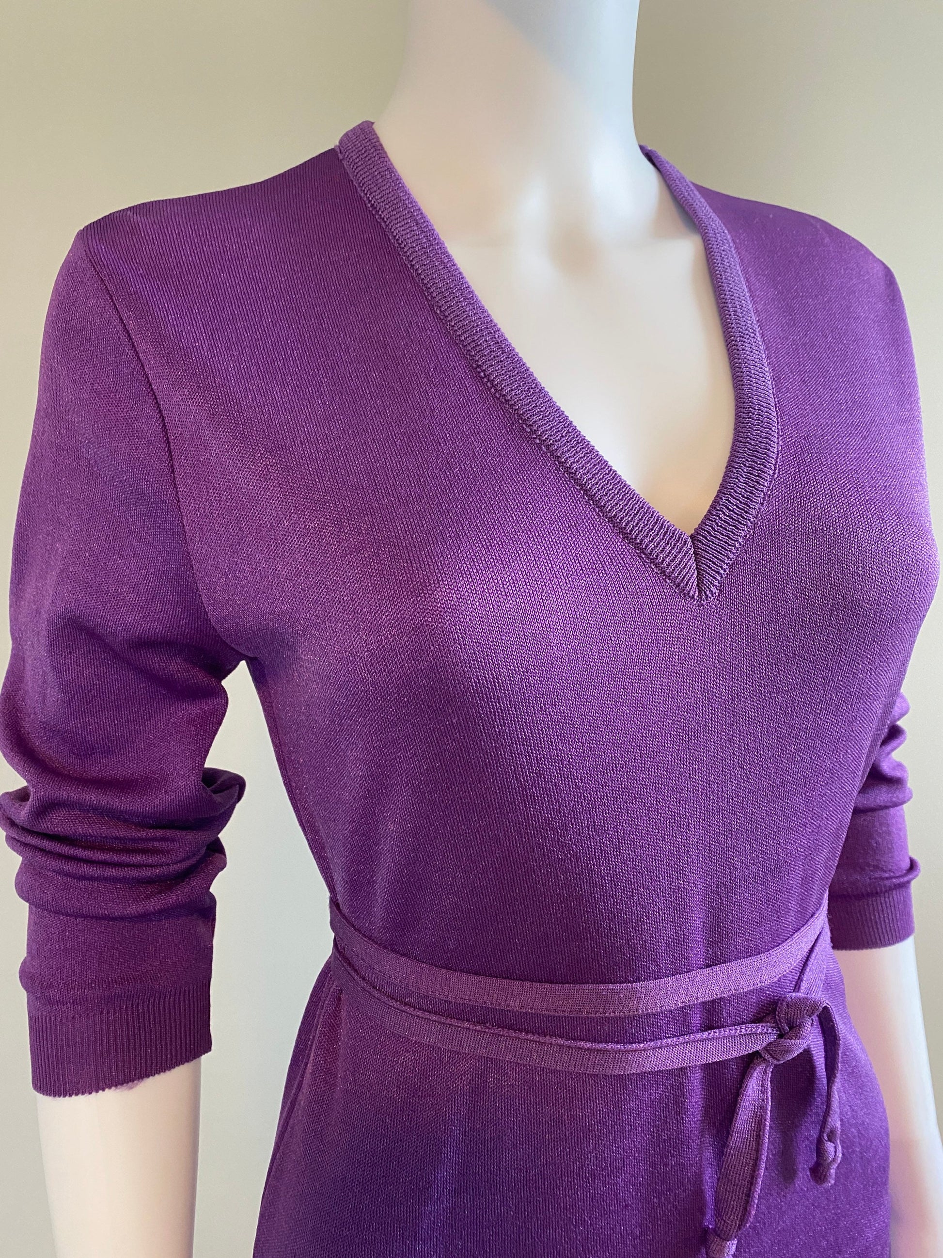 Vintage 1970s Purple Lurex Sweater Dress / 70s retro long sleeve disco dress / Size S M