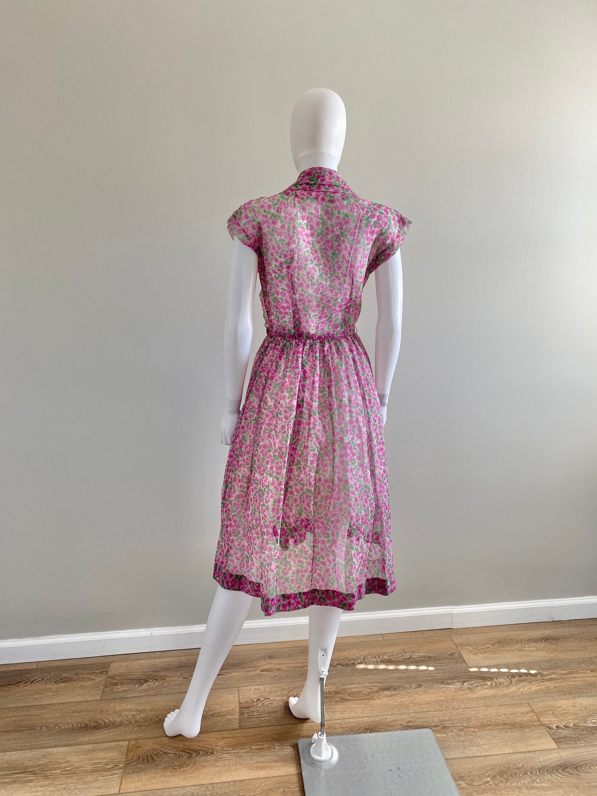 Vintage 1950s Floral Party Dress / 50s retro nylon fit and flare swing dress / Size S