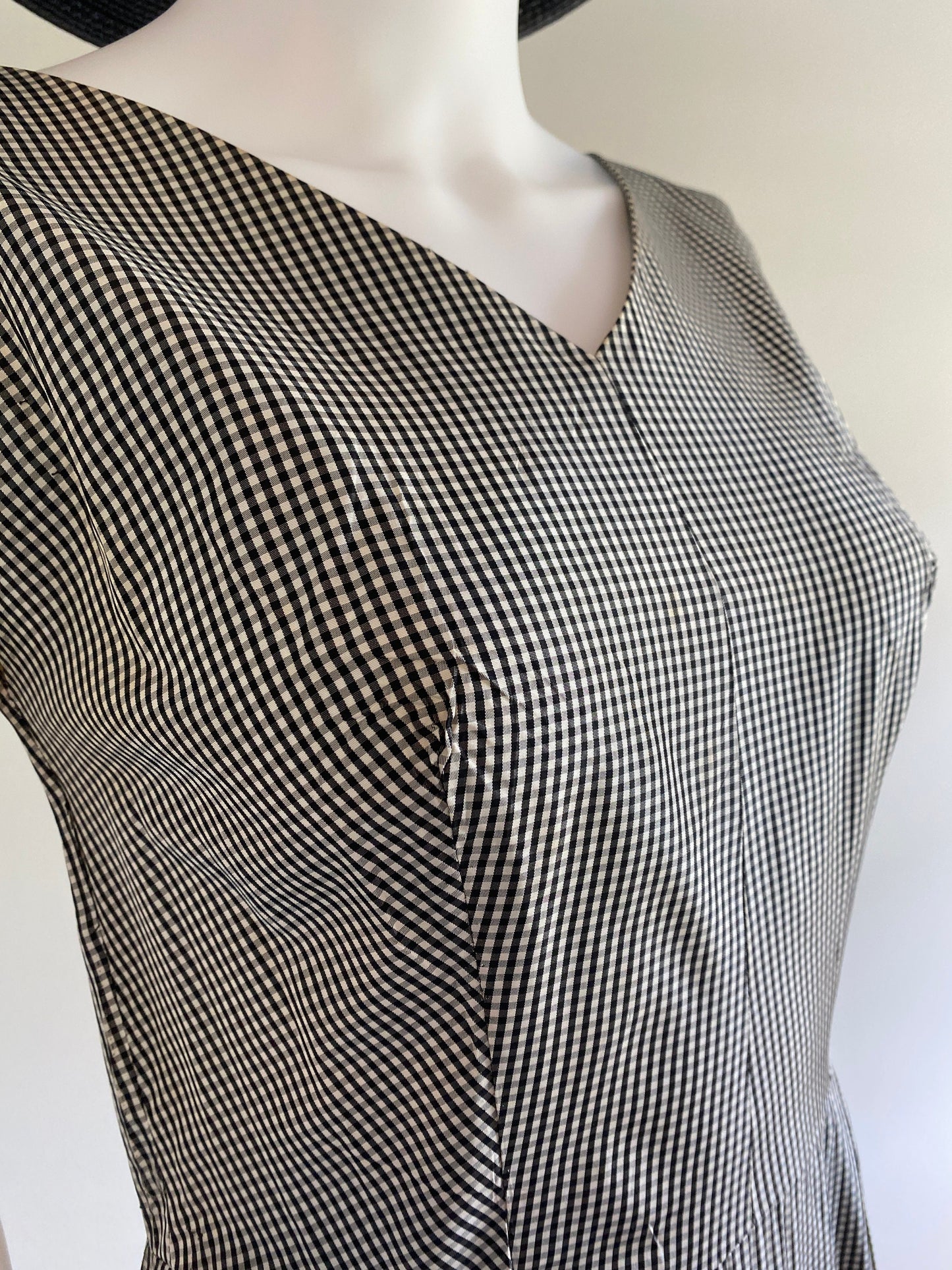 Vintage 1950s Black and White Gingham Plaid Party Dress / 50s Retro Summer Wiggle Dress / Size S M