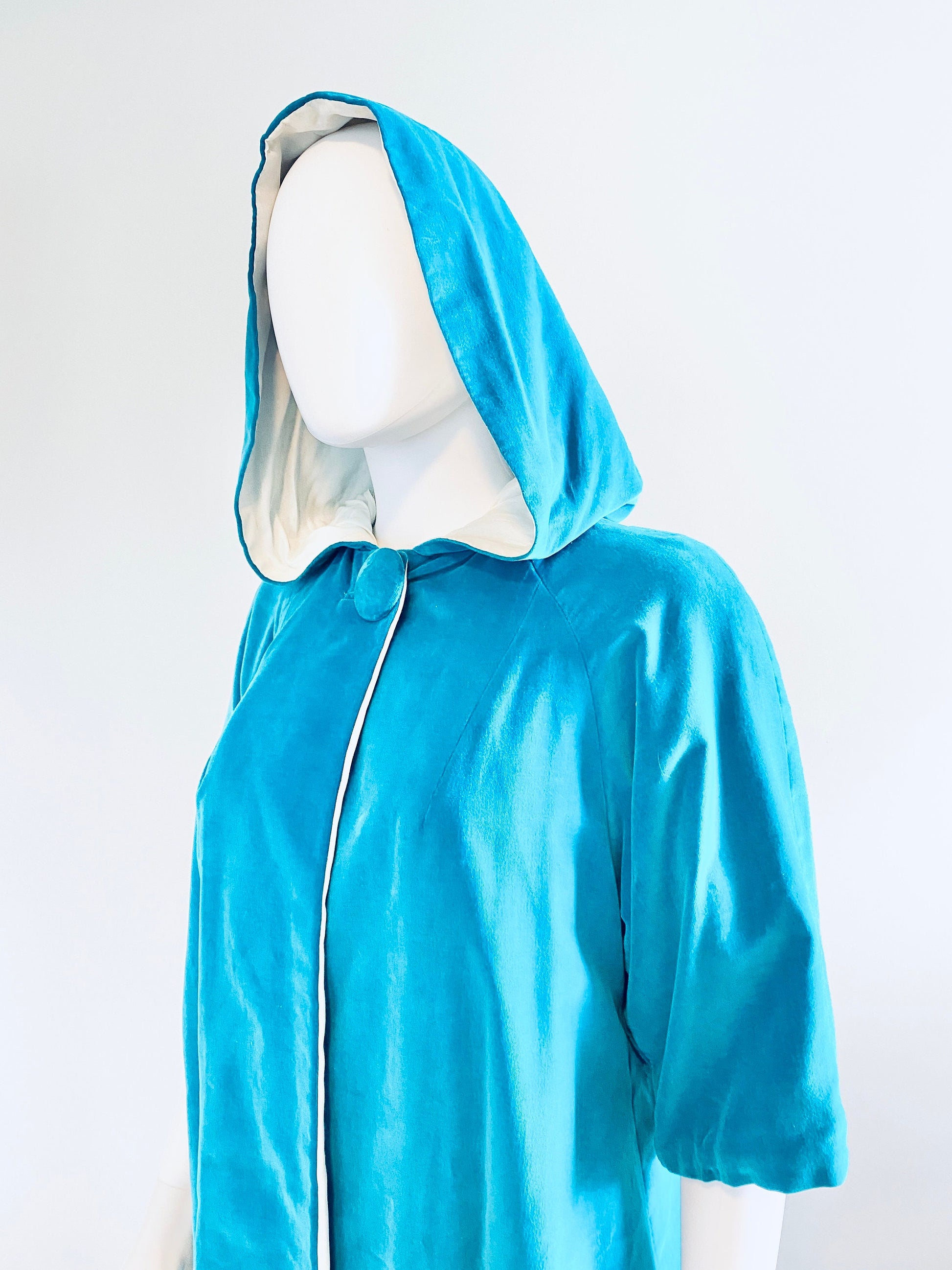 Vintage 1950s Hooded Velvet Aqua Coat / 50s Swing Coat / One Size